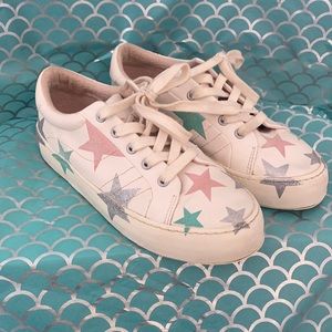 Zara star sneakers size 3